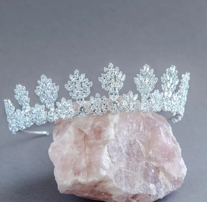 Cubic Zirconia Tiaras For Wedding Bride Hair Jewelry Accessories Bridal Tiaras Crowns For Women Pageant Prom Party Headdress